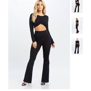 MATCHING SET WITH FRONT TWIST IN FRONT